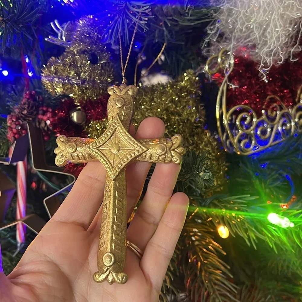❤️ Vintage Christmas Gold Cross Ornament